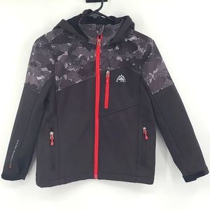 Snozu Medium 10-12 black gray camouflage red zipper pulls winter coat jacket